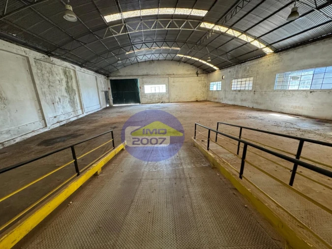 Armazém para Venda em Santa Maria de Lamas Foto 17