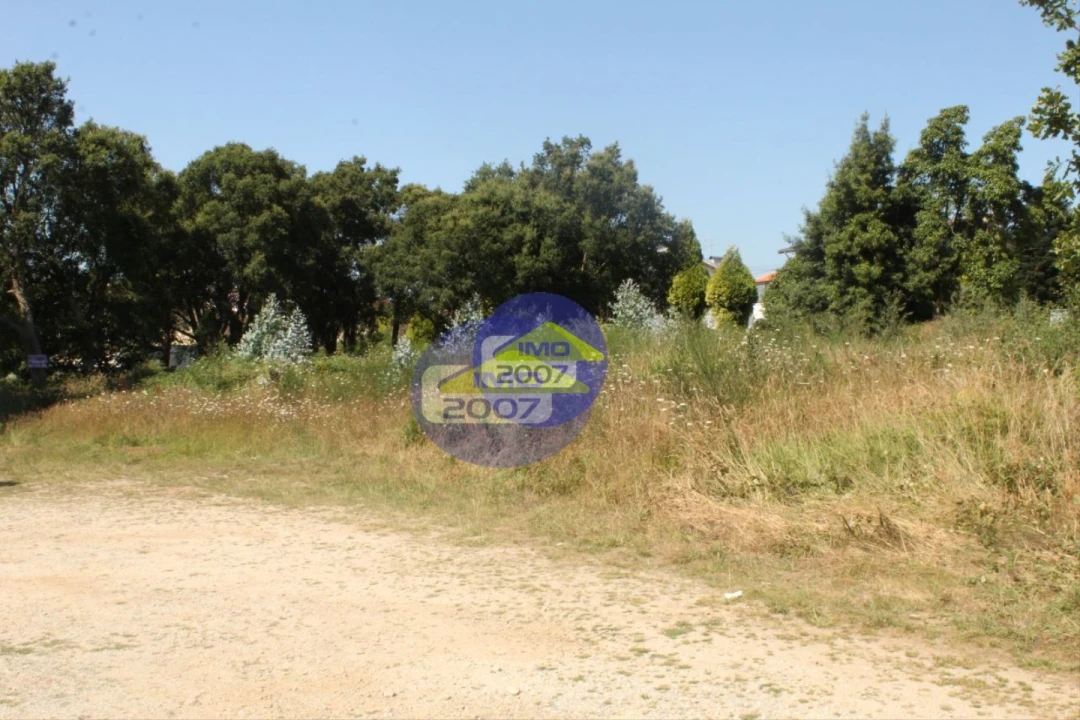 Terreno para Venda em Mozelos Foto 7
