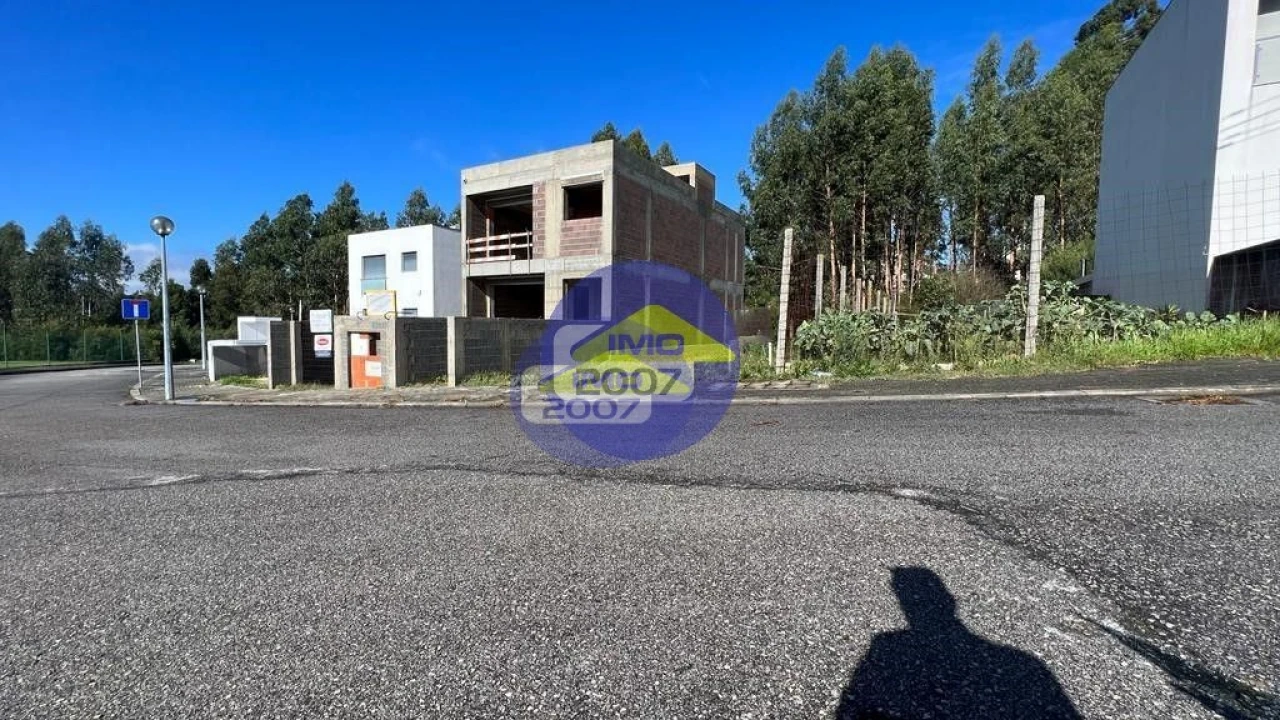 Terreno para Venda em Lobão, Gião, Louredo e Guisande Foto 11