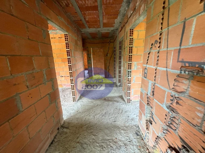 Moradia T5 para Venda em Carregosa Foto 11