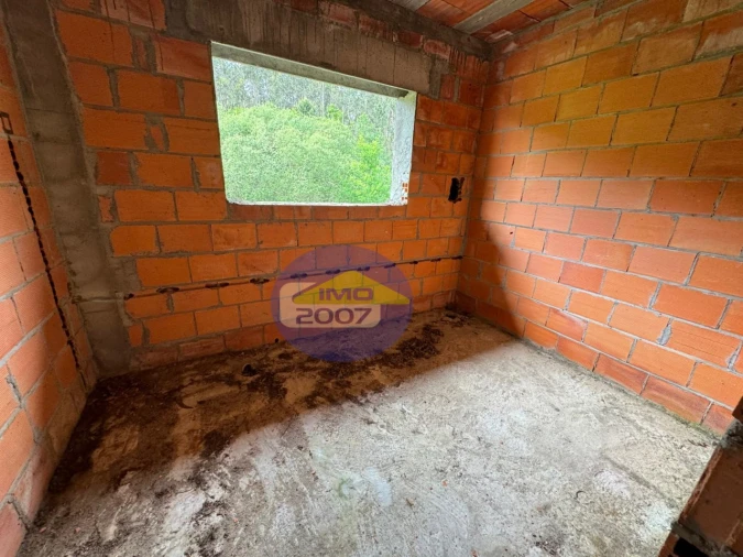 Moradia T5 para Venda em Carregosa Foto 12