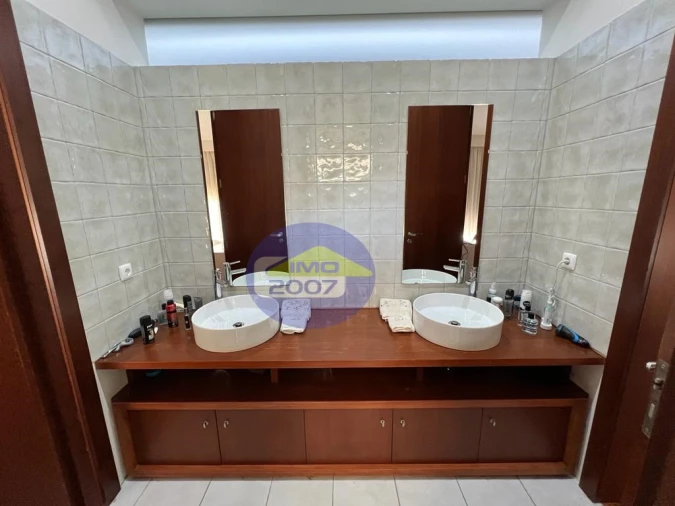 Moradia T4 para Venda em Argoncilhe Foto 25