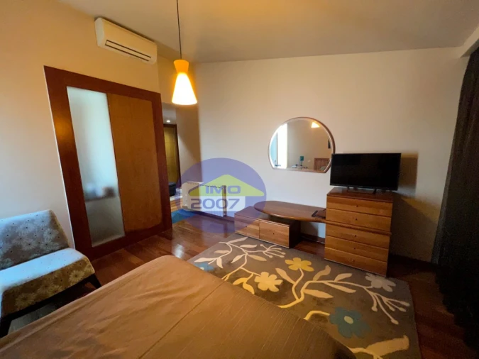 Moradia T4 para Venda em Argoncilhe Foto 21