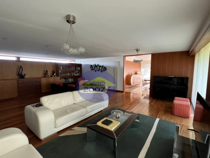 Moradia T4 para Venda em Argoncilhe Foto 15