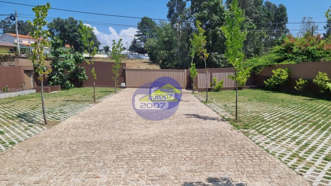 Quinta T10 para Venda em São Miguel do Souto e Mosteirô Foto 8