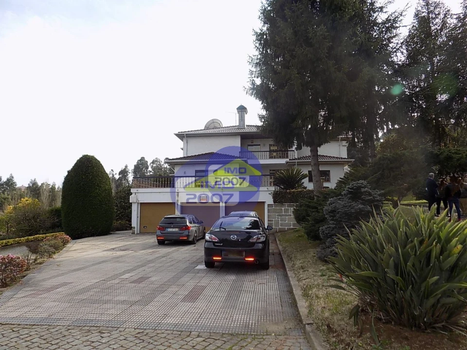 Moradia T5 para Venda em Canedo, Vale e Vila Maior Foto 1