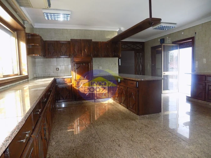 Moradia T5 para Venda em Canedo, Vale e Vila Maior Foto 5