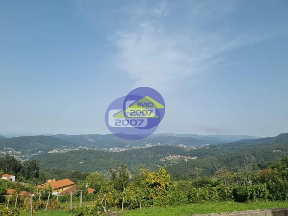 Moradia T5 para Venda em Rossas Foto 8