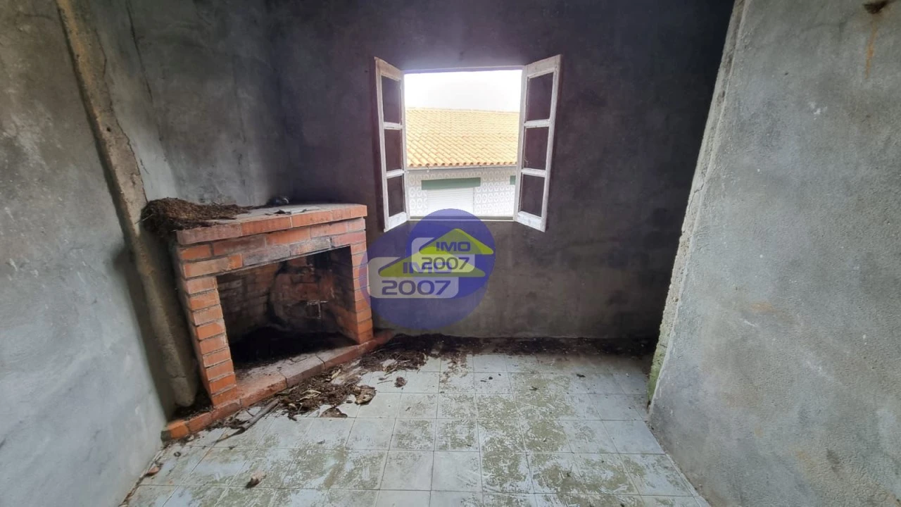 Moradia T5 para Venda em Rossas Foto 21