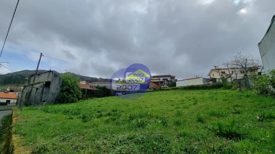 Moradia T5 para Venda em Rossas Foto 12