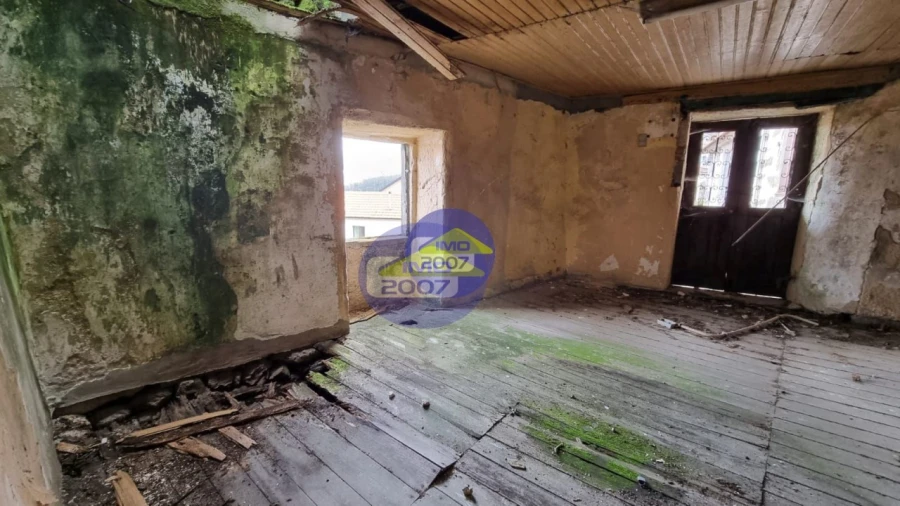 Moradia T5 para Venda em Rossas Foto 22