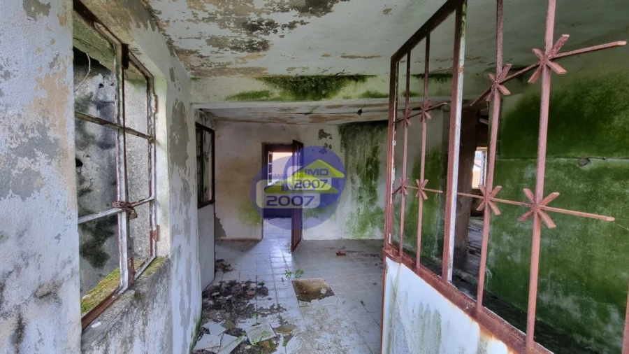 Moradia T5 para Venda em Rossas Foto 24