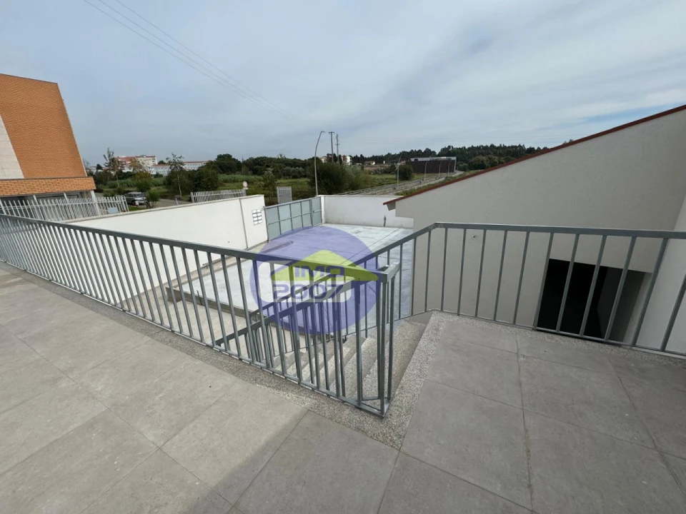 Apartamento T2 para Venda em Ovar, São João, Arada e São Vicente de Pereira Jusã Foto 3