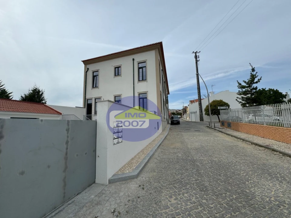 Apartamento T2 para Venda em Ovar, São João, Arada e São Vicente de Pereira Jusã Foto 2