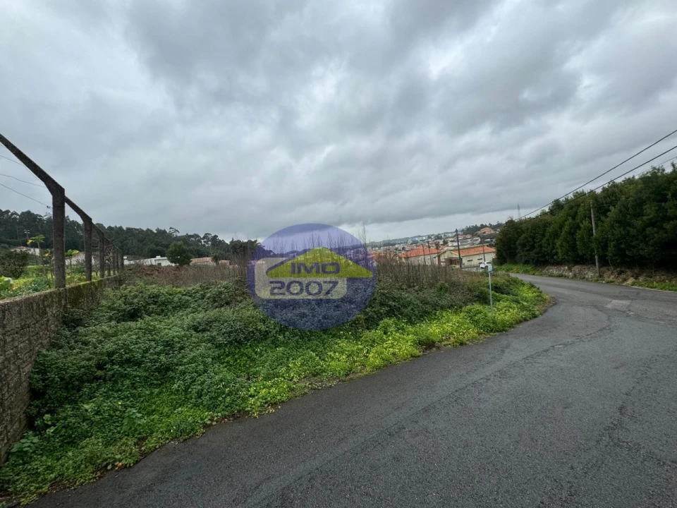 Terreno para Venda em Nogueira da Regedoura Foto 8