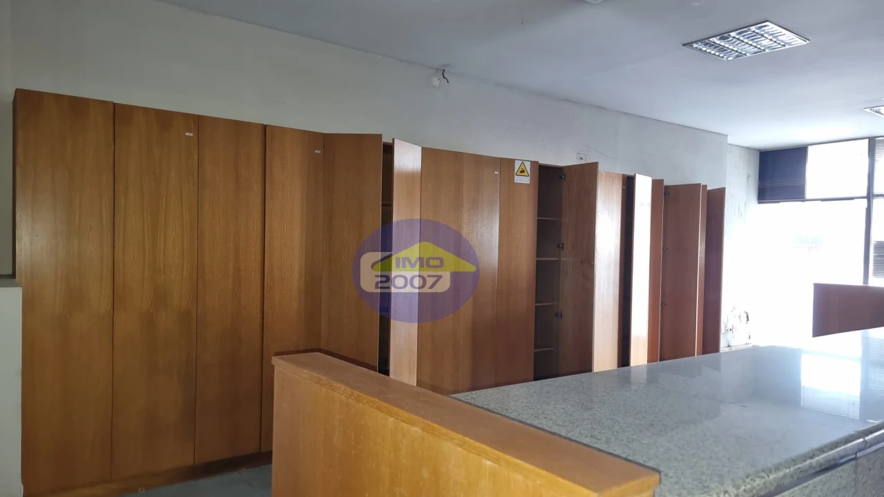 Loja para Venda em Santa Maria de Lamas Foto 8