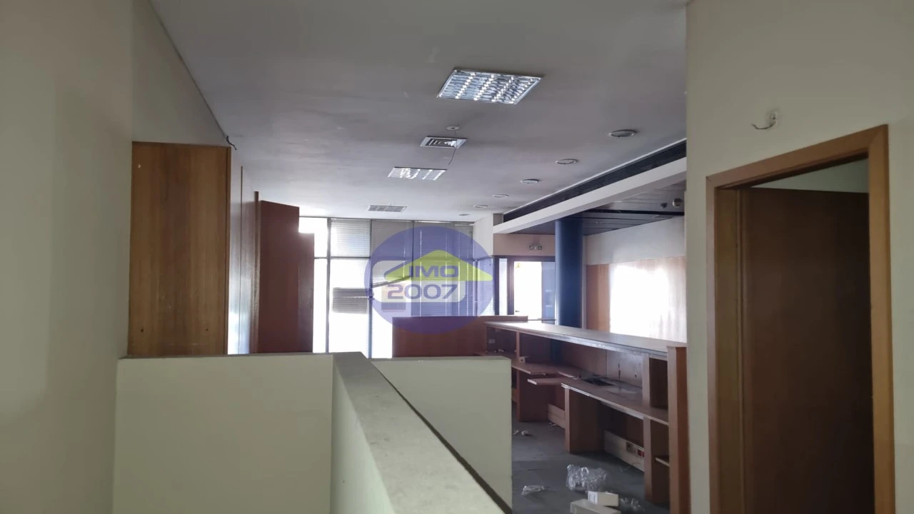 Loja para Venda em Santa Maria de Lamas Foto 10