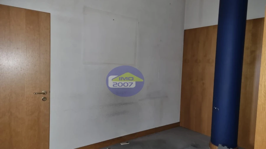 Loja para Venda em Santa Maria de Lamas Foto 26