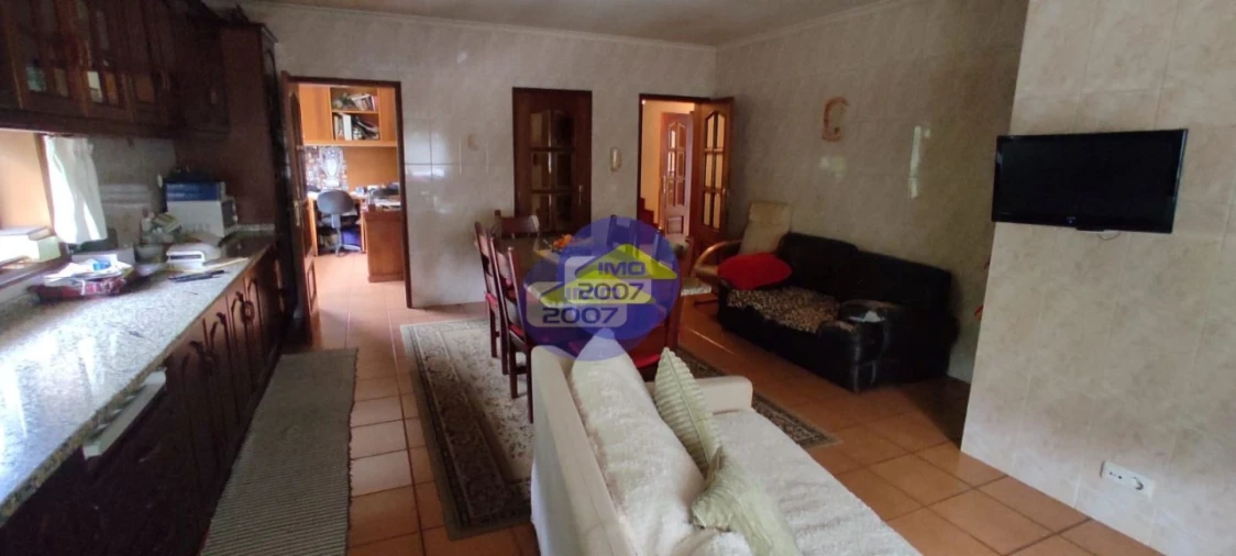Moradia T3 para Venda em Lourosa Foto 2