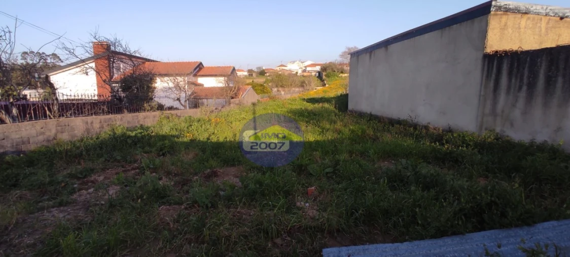 Terreno para Venda em Arcozelo Foto 11