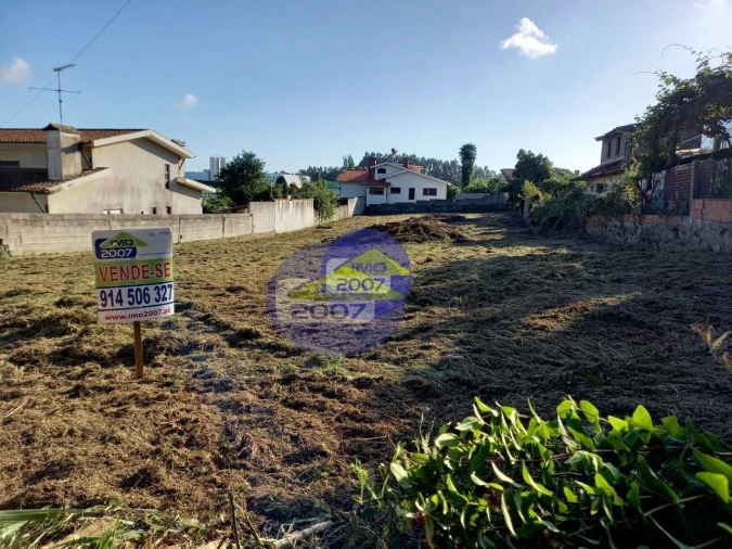 Terreno para Venda em Cortegaça Foto 1