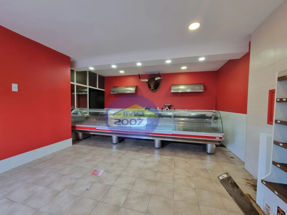 Loja para Venda em Mozelos Foto 2