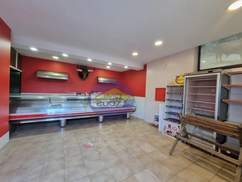 Loja para Venda em Mozelos Foto 8