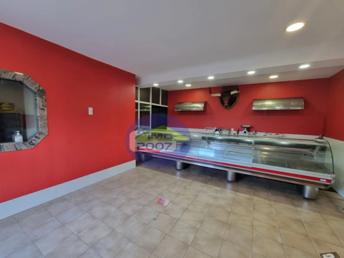 Loja para Venda em Mozelos Foto 1