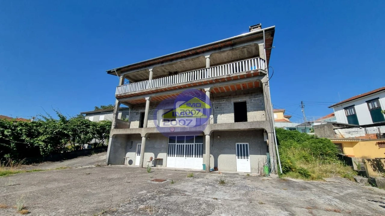 Terreno para Venda em Sanguedo Foto 7