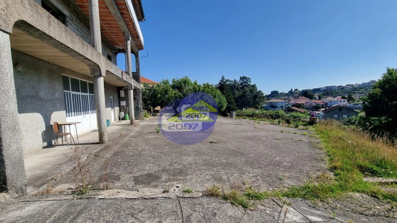 Terreno para Venda em Sanguedo Foto 10