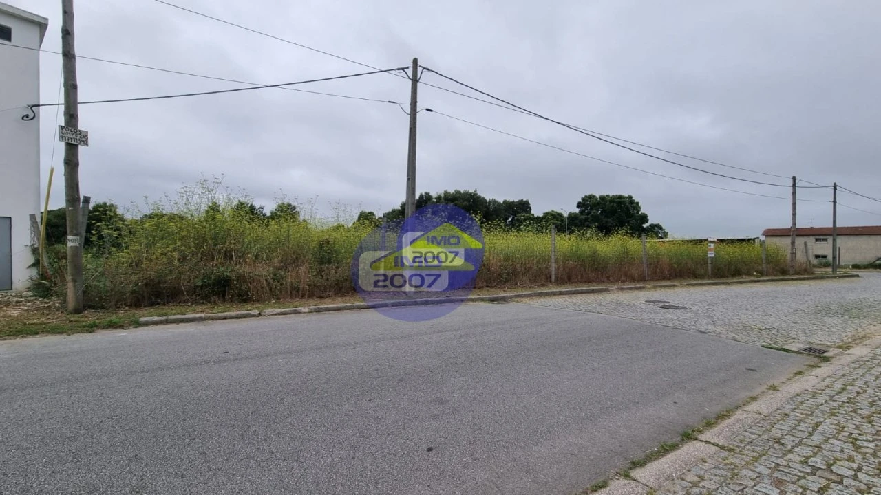 Terreno para Venda em Mozelos Foto 13