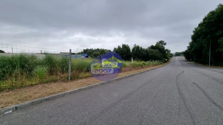 Terreno para Venda em Mozelos Foto 11