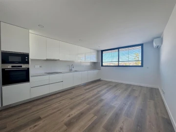 Apartamento para Venda em Santo Antonio dos Olivais