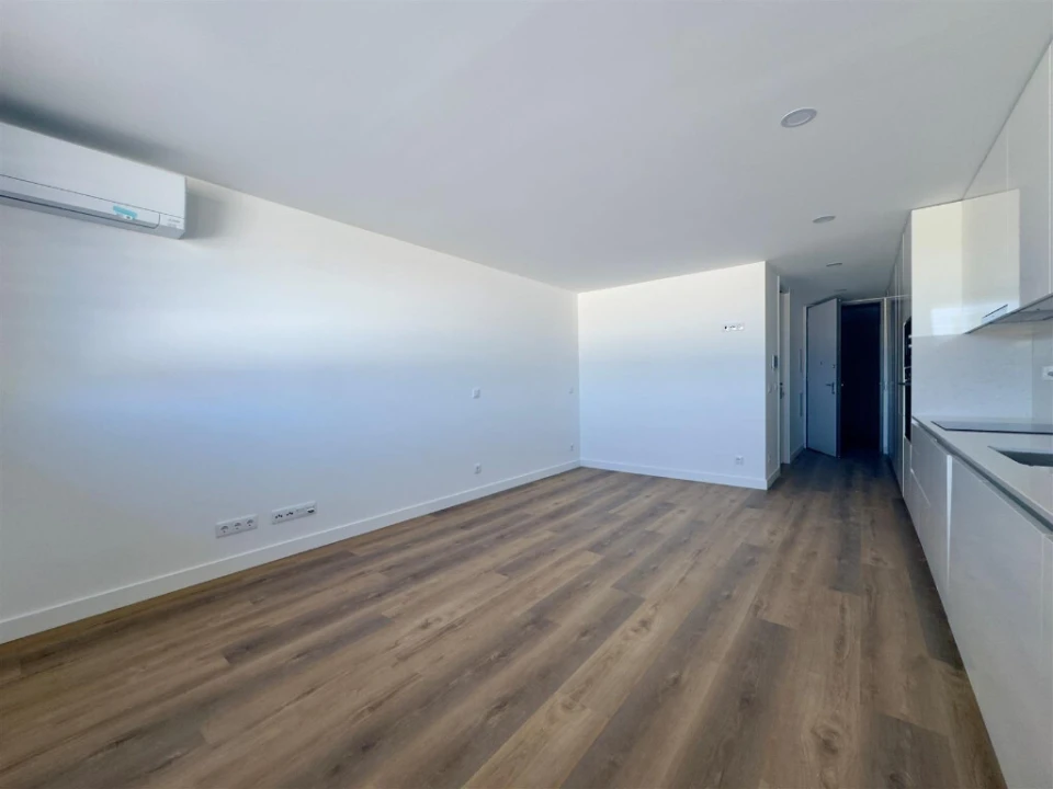 Apartamento para Venda em Santo Antonio dos Olivais Foto 3