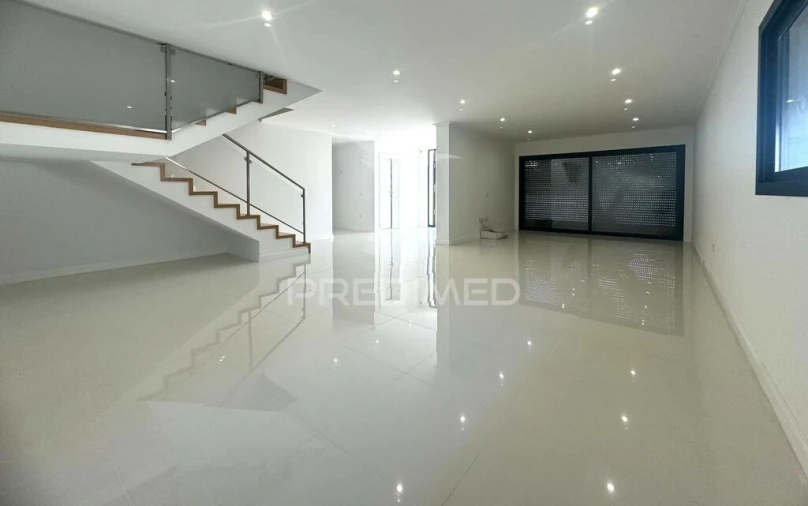 Moradia T3 para Venda em Barco Foto 7