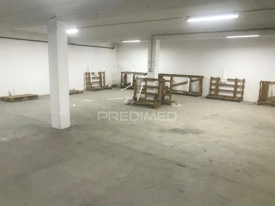 Armazém para Venda em Abrigada e Cabanas de Torres Foto 4