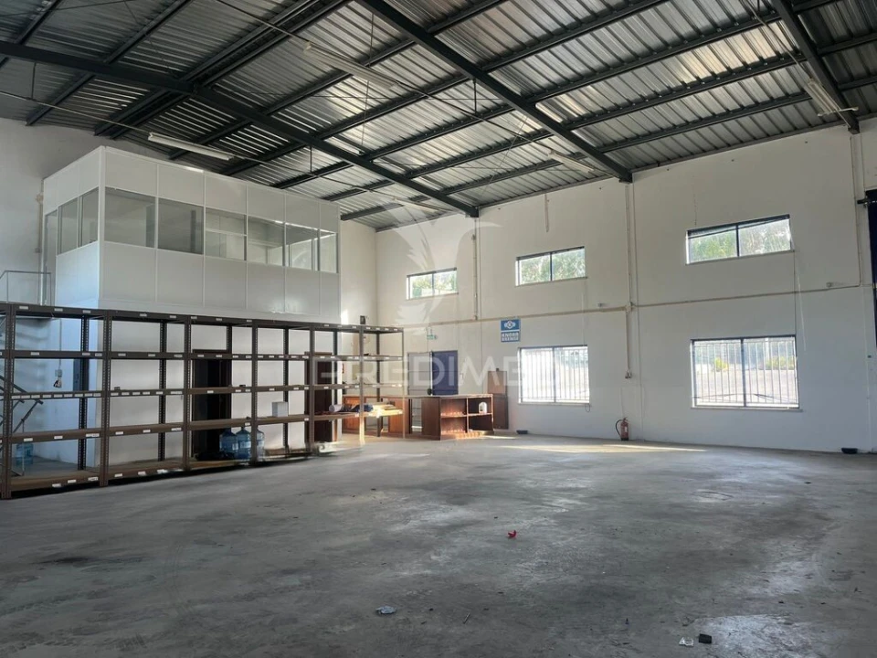 Armazém para Arrendamento em Abrigada e Cabanas de Torres Foto 8