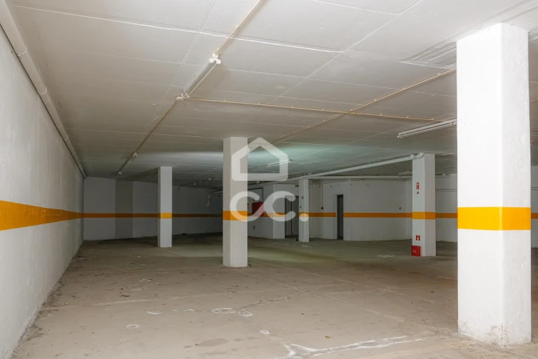 Escritório para Venda em Abrantes (São Vicente e São João) e Alferrarede Foto 11