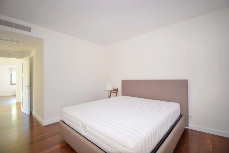 Moradia T5 para Venda em Cascais e Estoril Foto 33