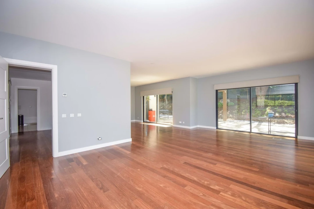 Moradia T5 para Venda em Cascais e Estoril Foto 10