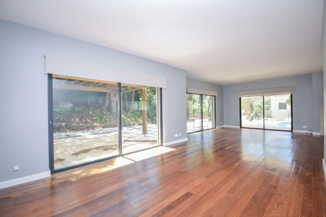 Moradia T5 para Venda em Cascais e Estoril Foto 1