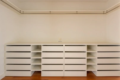 Apartamento T5 para Venda em Lordelo do Ouro e Massarelos