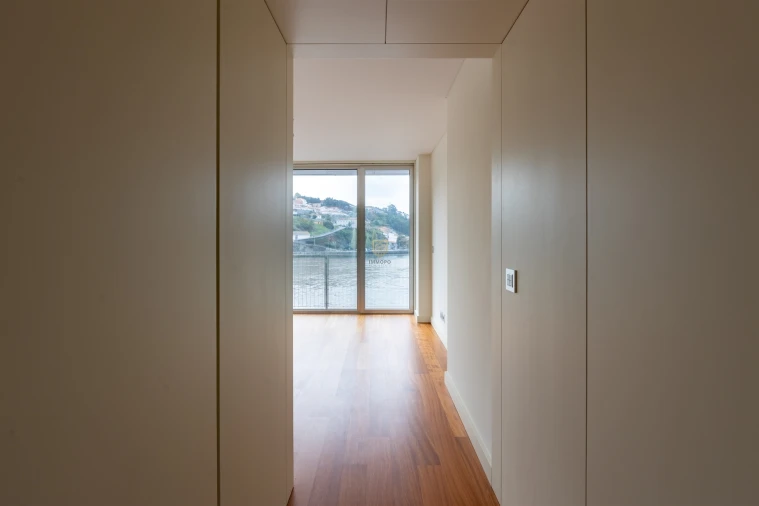 Apartamento T5 para Venda em Lordelo do Ouro e Massarelos Foto 167