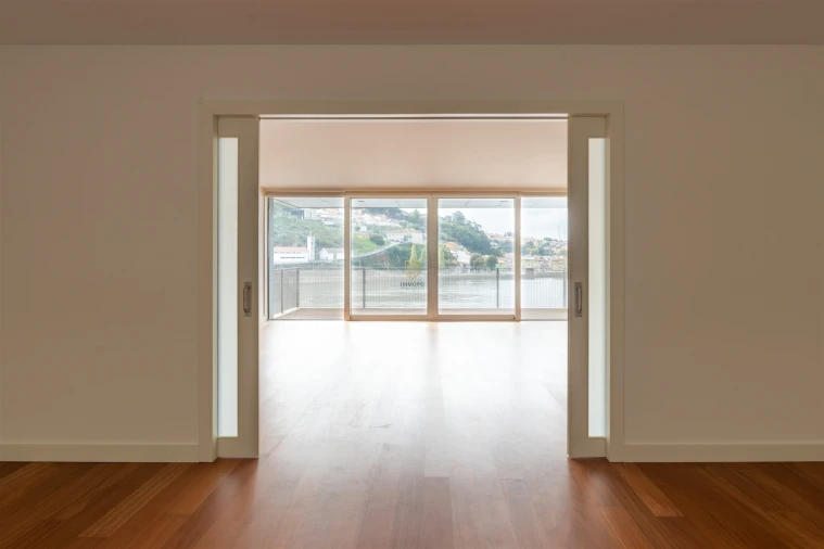 Apartamento T5 para Venda em Lordelo do Ouro e Massarelos Foto 143