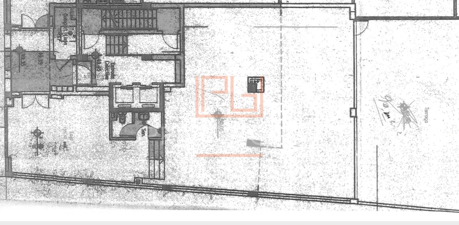 Loja para Arrendamento em Rio Tinto Foto 8