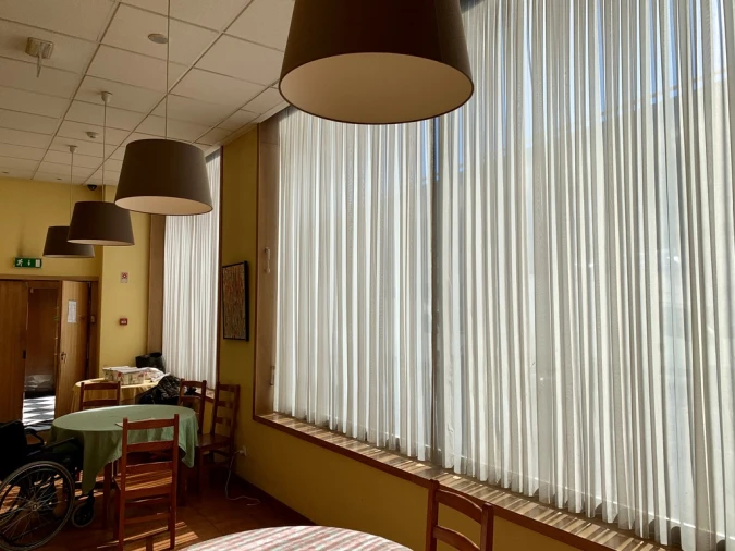 Loja para Arrendamento em Rio Tinto Foto 3