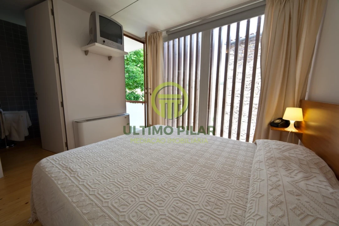 Moradia T5 para Venda em Gimonde Foto 10