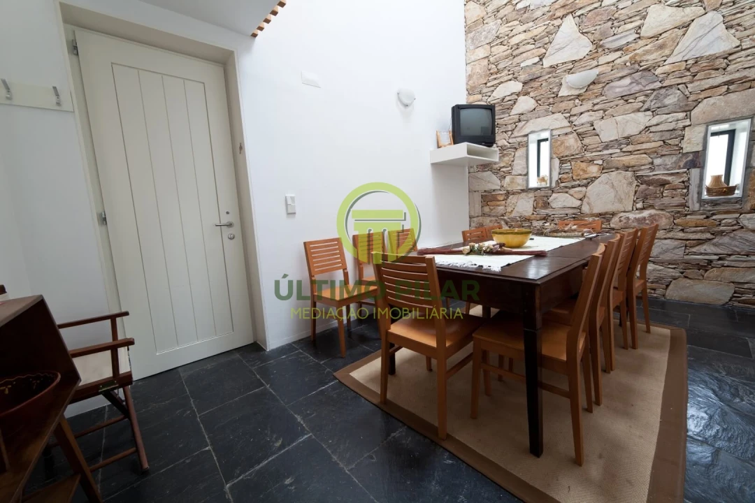 Moradia T5 para Venda em Gimonde Foto 15