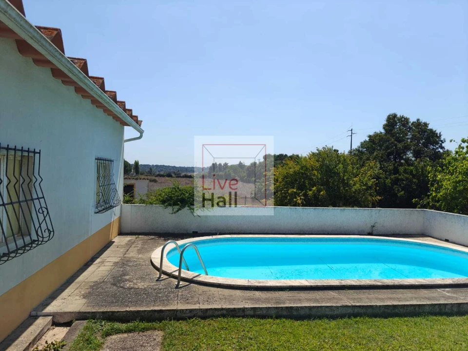 Quinta T3 para Venda em Santo Estêvão Foto 20