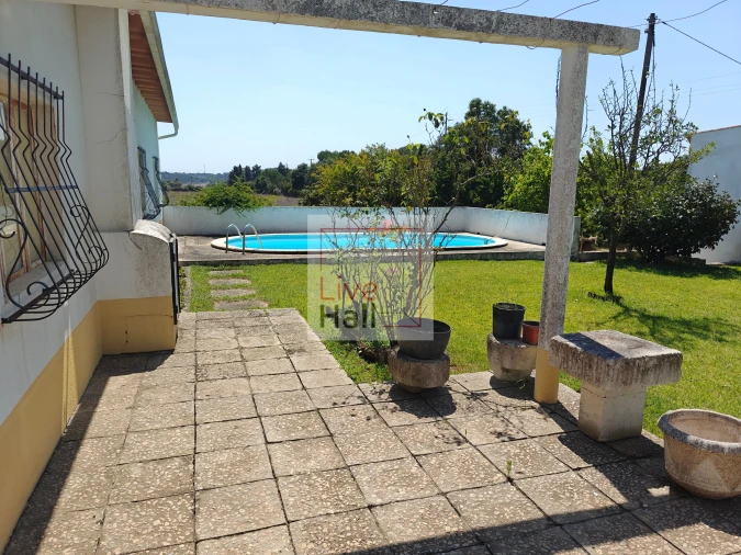 Quinta T3 para Venda em Santo Estêvão Foto 19